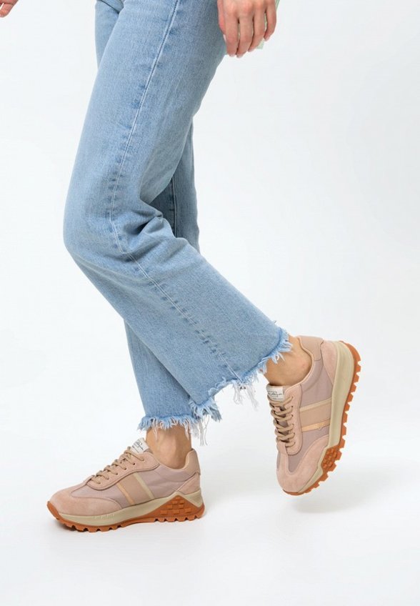 Кроссовки Sofia-Alexandra