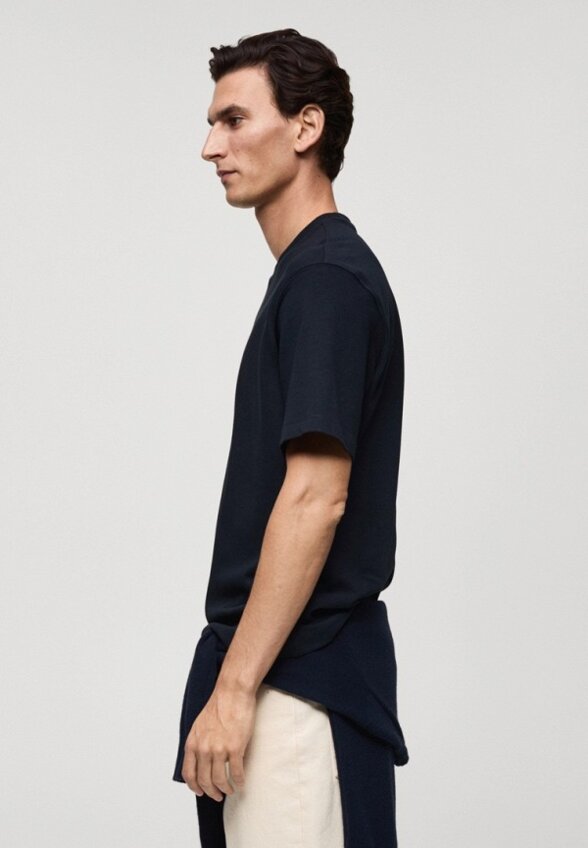 Футболка Mango Man