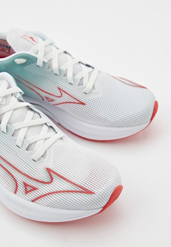 Кроссовки Mizuno