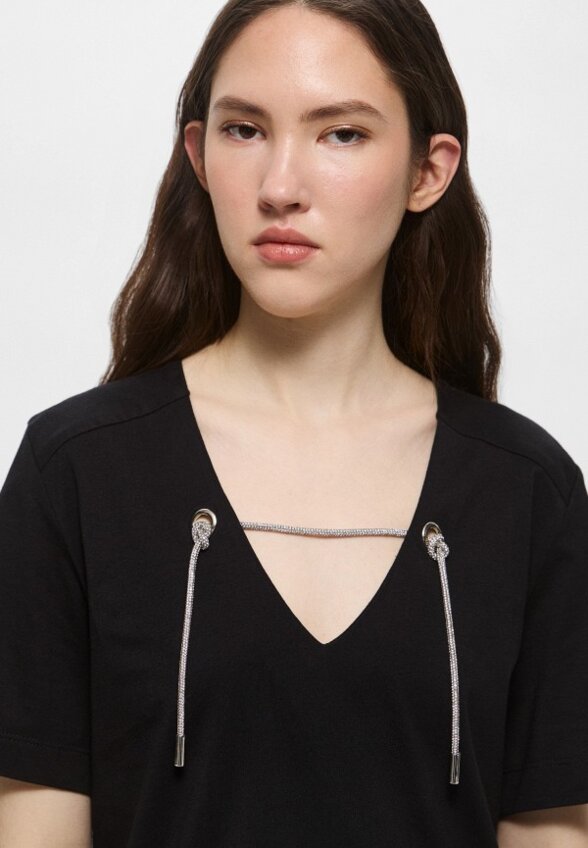 Футболка Jijil