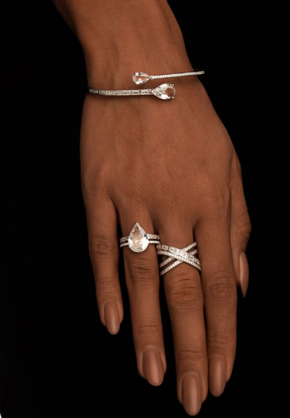 Крупное серебряное кольцо МАЙЯ П с горным хрусталем MIE