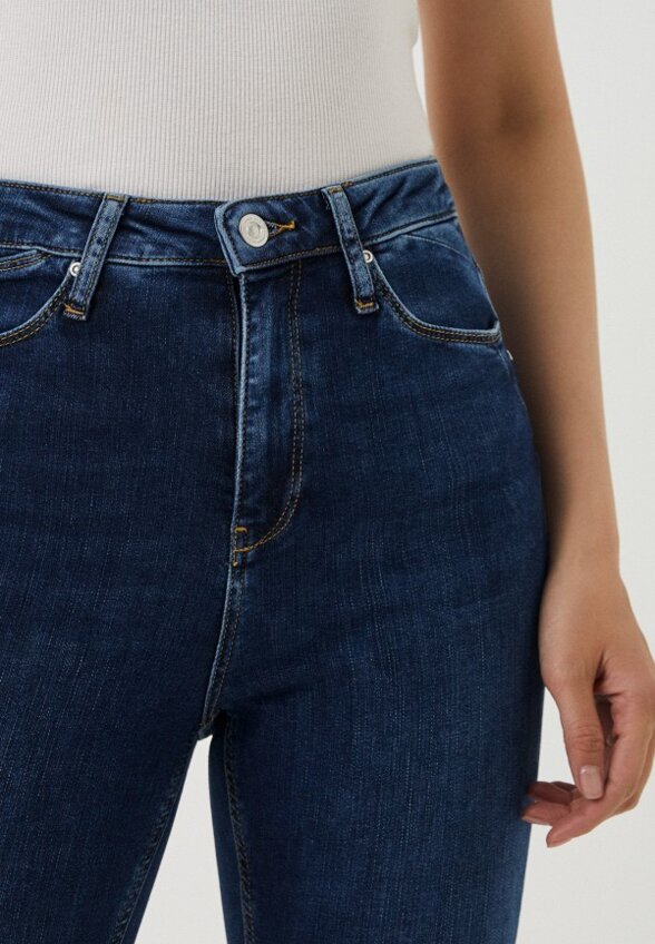 Джинсы Colin's