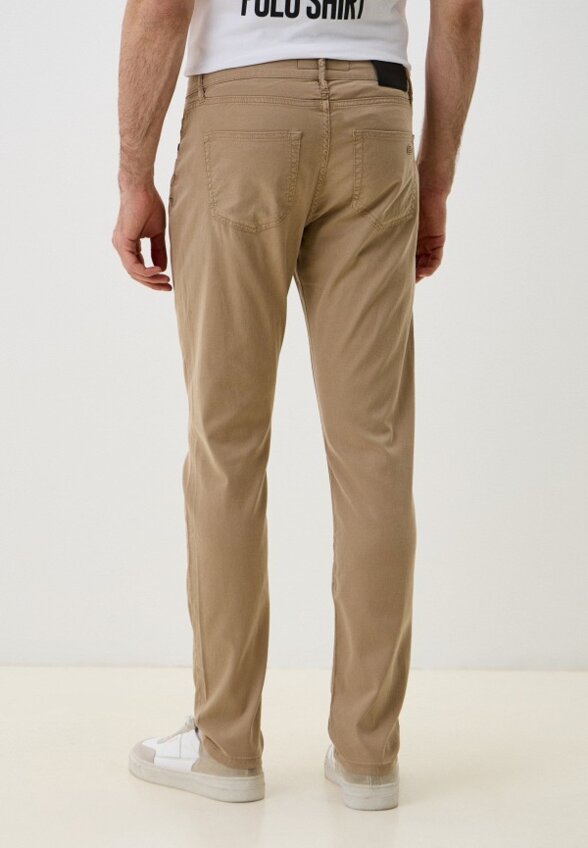 Джинсы Lacoste