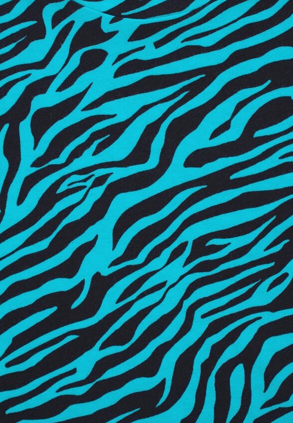 Футболка Апрель