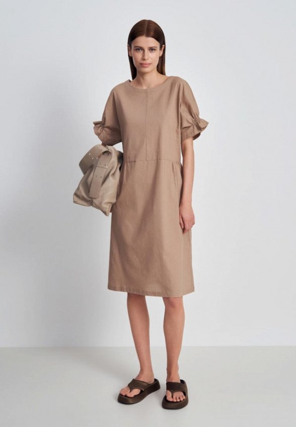 Платье Finn Flare