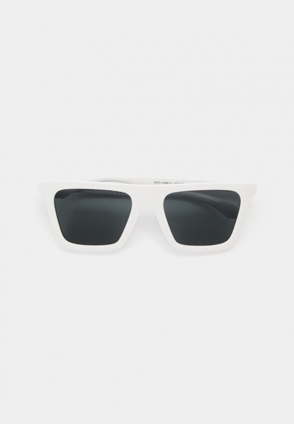 Очки солнцезащитные Versace