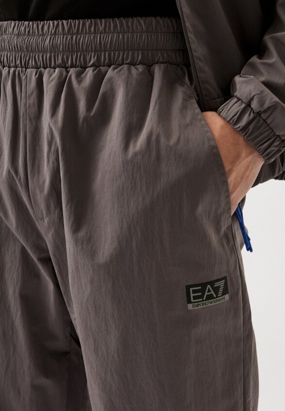 Костюм спортивный EA7