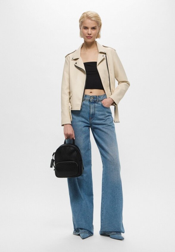 Рюкзак и брелок John Richmond