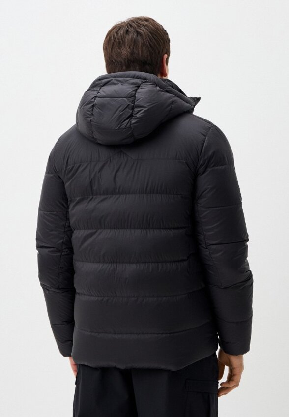 Пуховик Helly Hansen