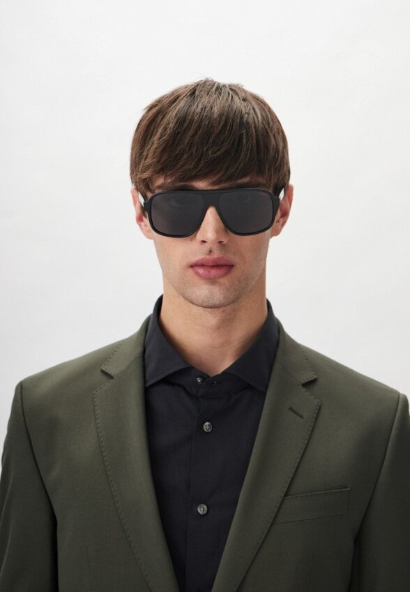 Очки солнцезащитные Hugo