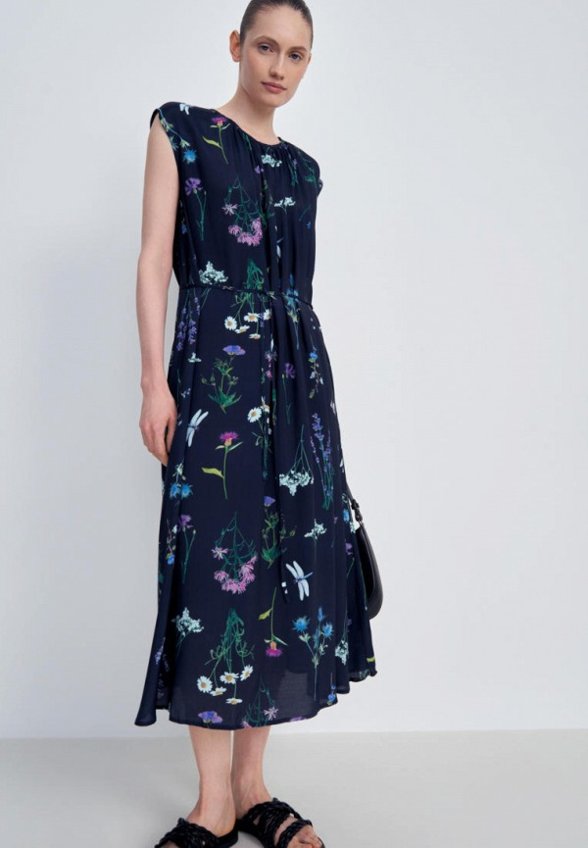 Платье Finn Flare