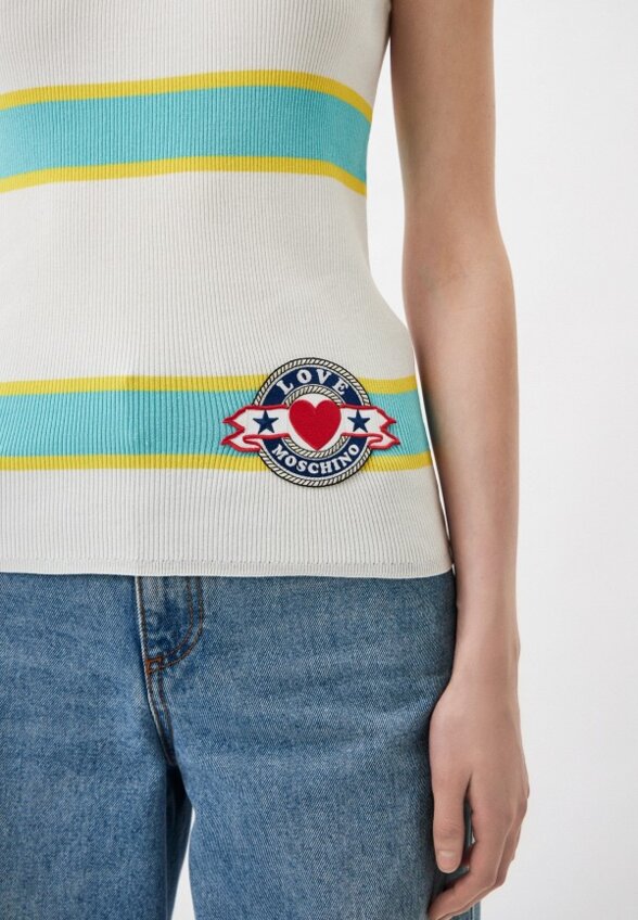 Топ Love Moschino
