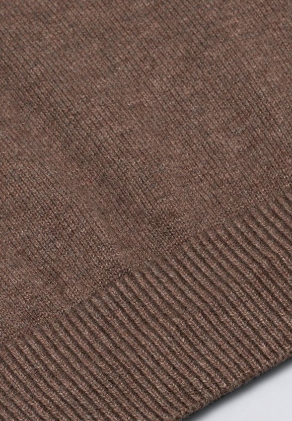 Пуловер Henderson