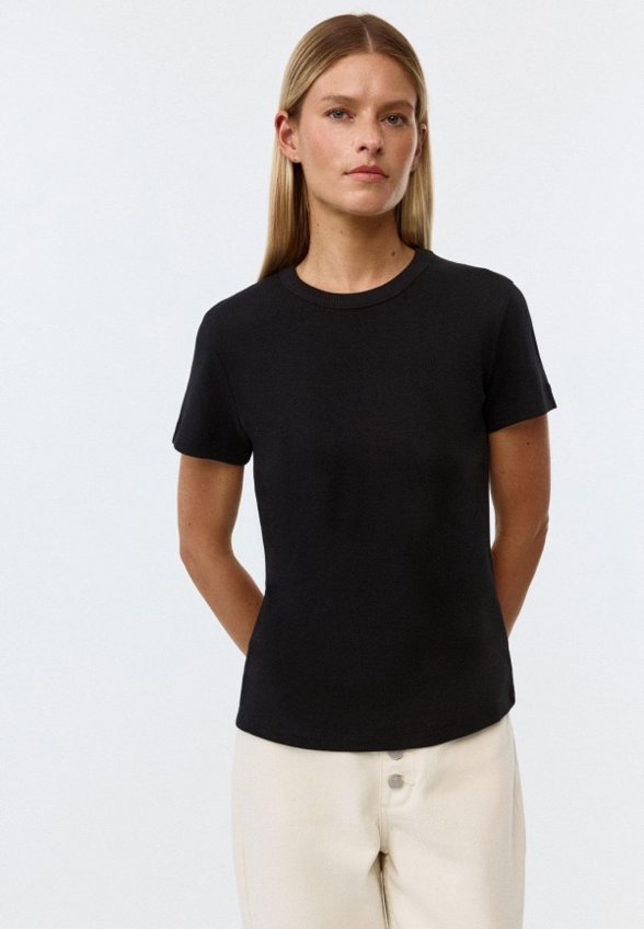 Футболка Sela