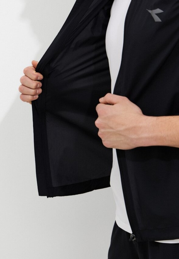 Жилет спортивный Diadora