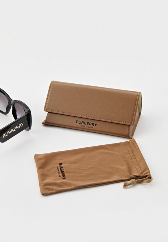 Очки солнцезащитные Burberry