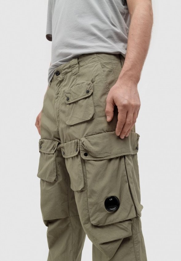 Брюки C.P. Company