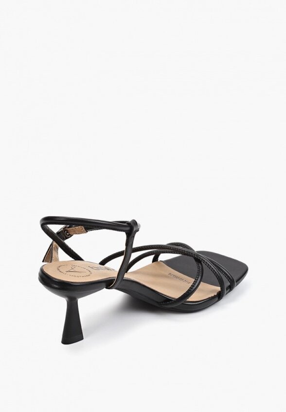 Босоножки Betsy