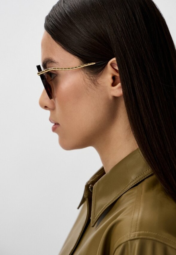 Очки солнцезащитные Bvlgari