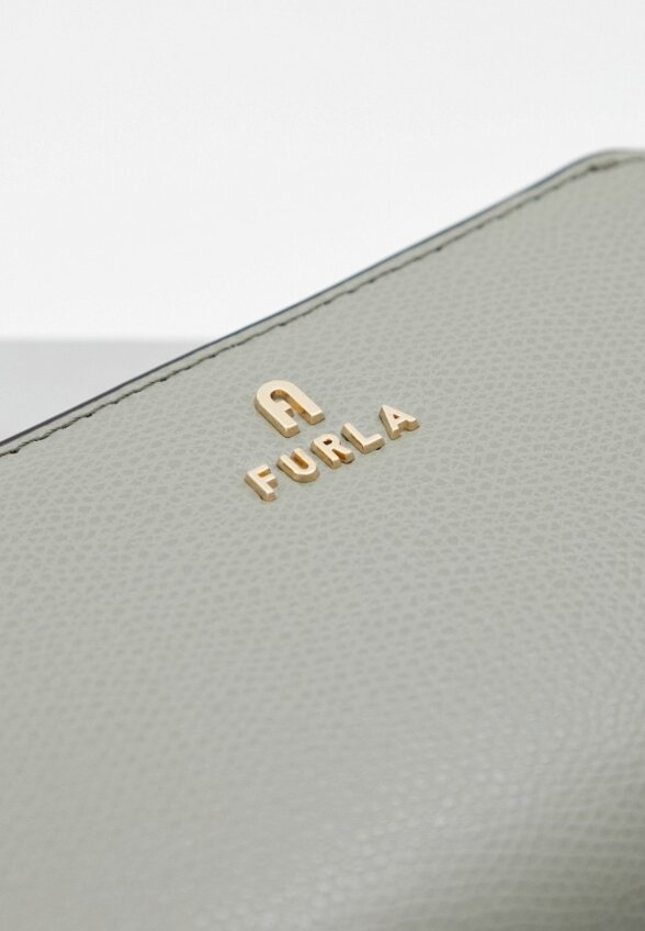 Кошелек Furla