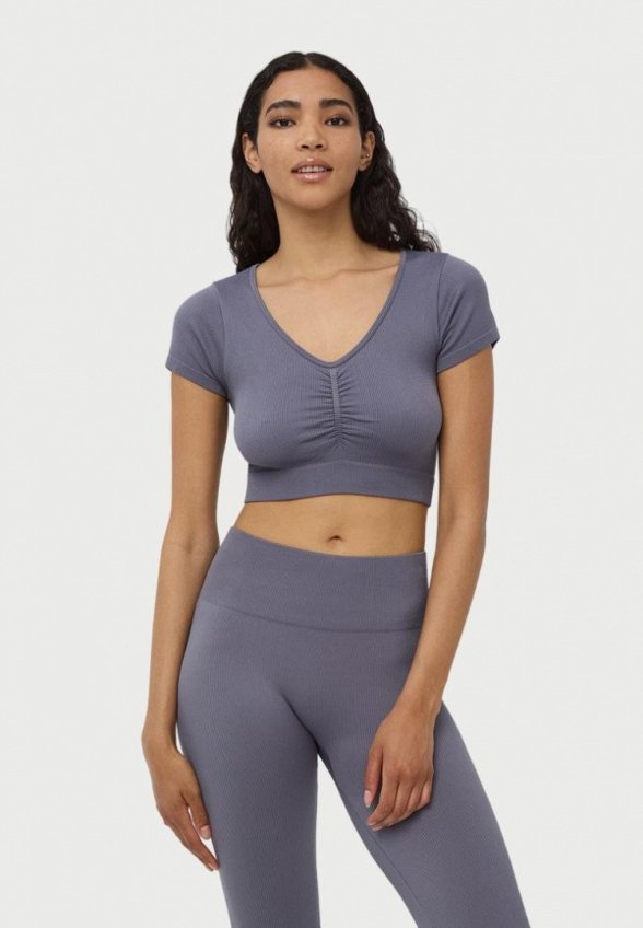 Футболка Terranova