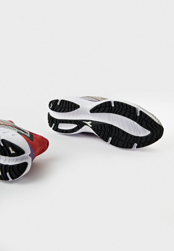 Кроссовки Diadora