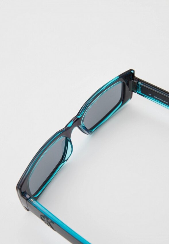 Очки солнцезащитные Calvin Klein Jeans