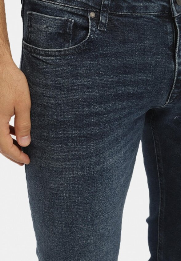 Джинсы A Passion Play