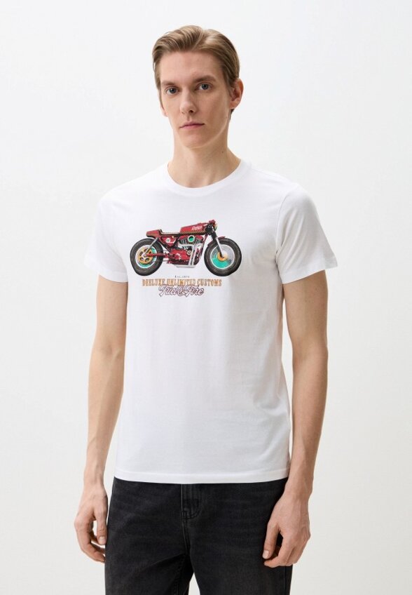 Футболка Deeluxe