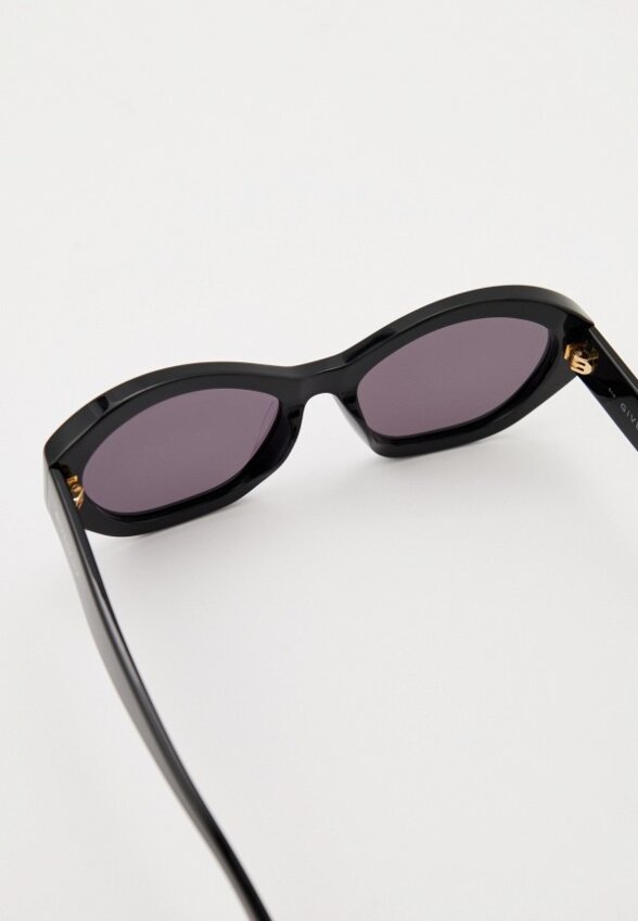 Очки солнцезащитные Givenchy