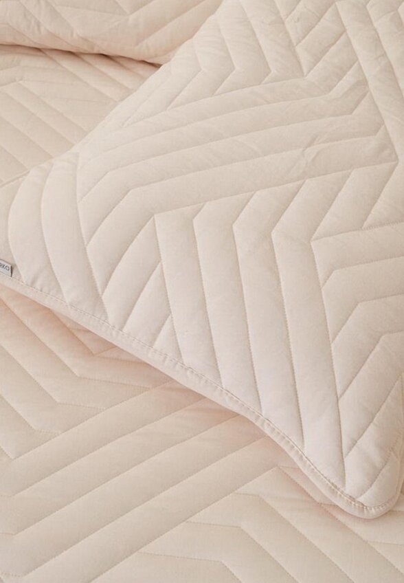 Комплект с покрывалом Sofi De Marko