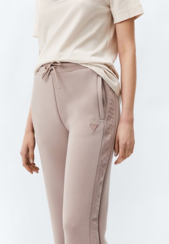 Брюки спортивные Guess