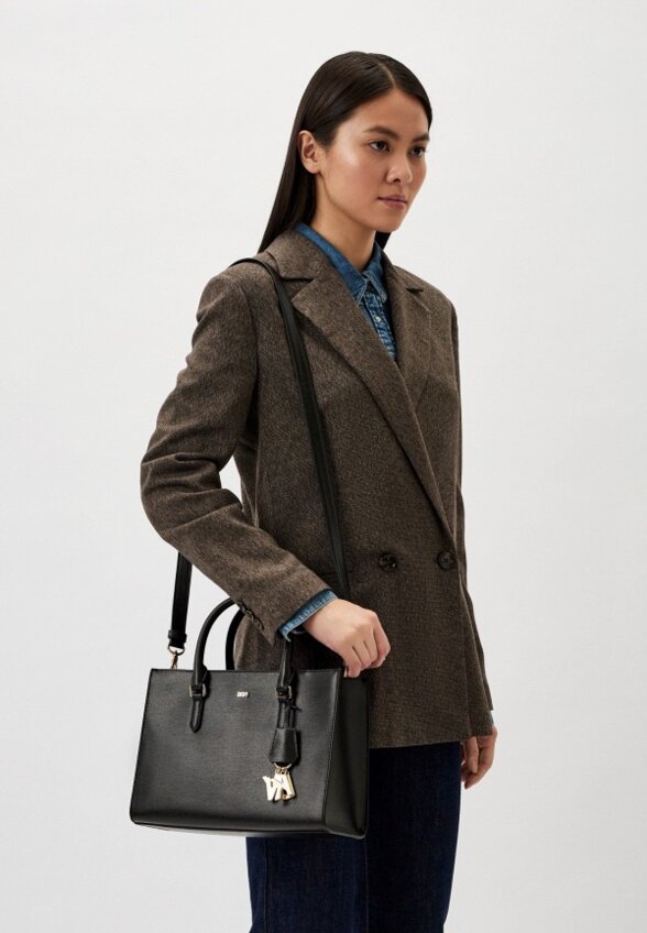 Сумка и брелок DKNY