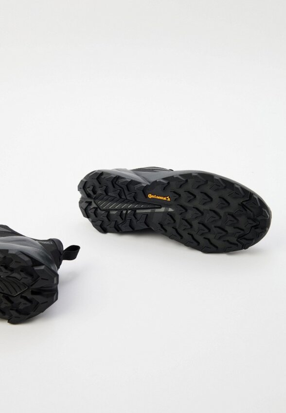 Кроссовки adidas