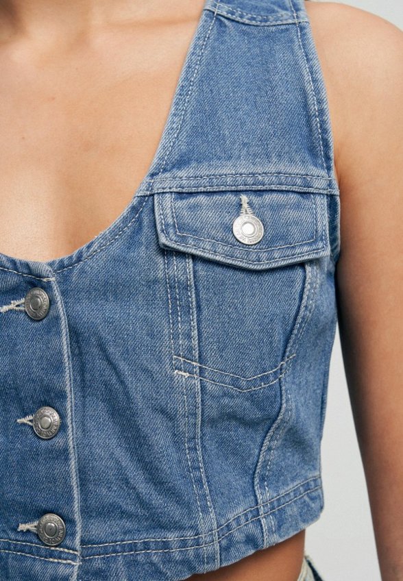 Жилет джинсовый Твое