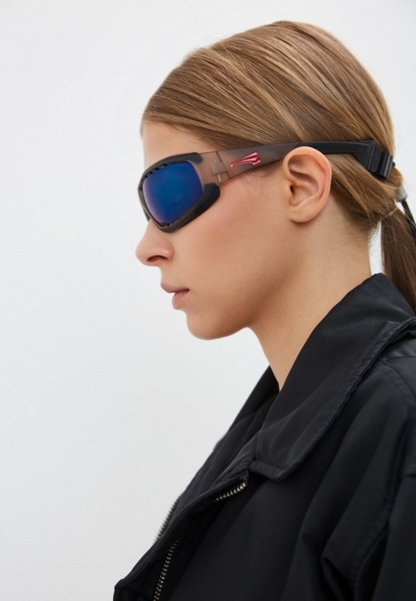 Очки солнцезащитные Lip