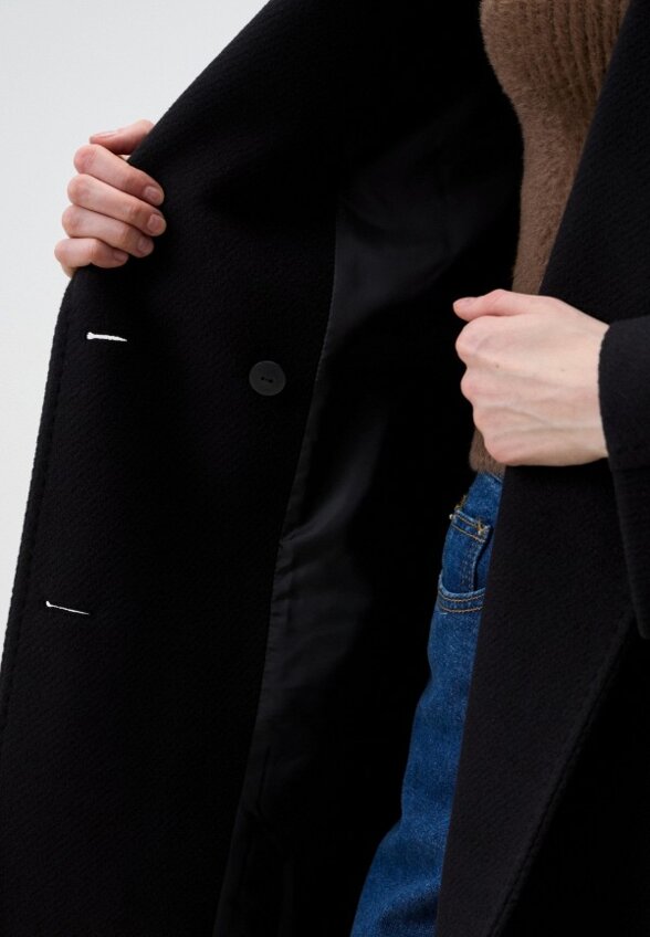 Пальто двубортное Almarosa