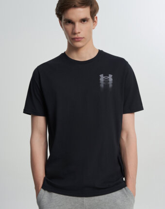 Футболка мужская Under Armour Blur Logo, Черный женщинам