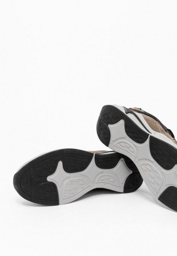 Кроссовки Baasploa