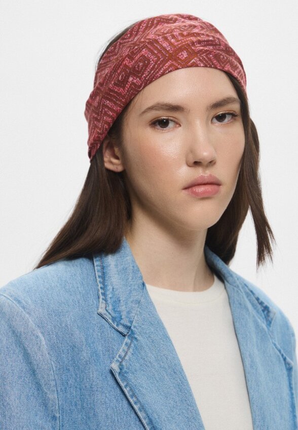 Палантин Pollini