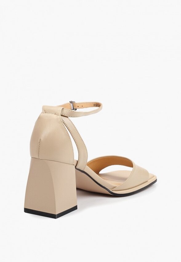 Босоножки Vasconte
