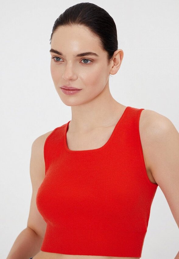 Топ To Be Blossom