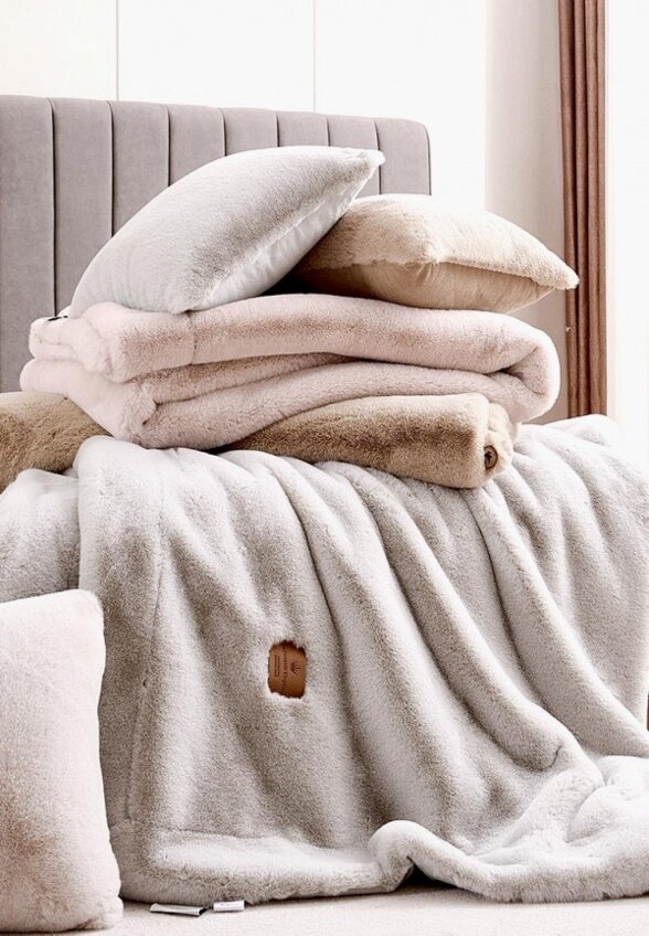 Наволочка декоративная The Eleventh Kingdom