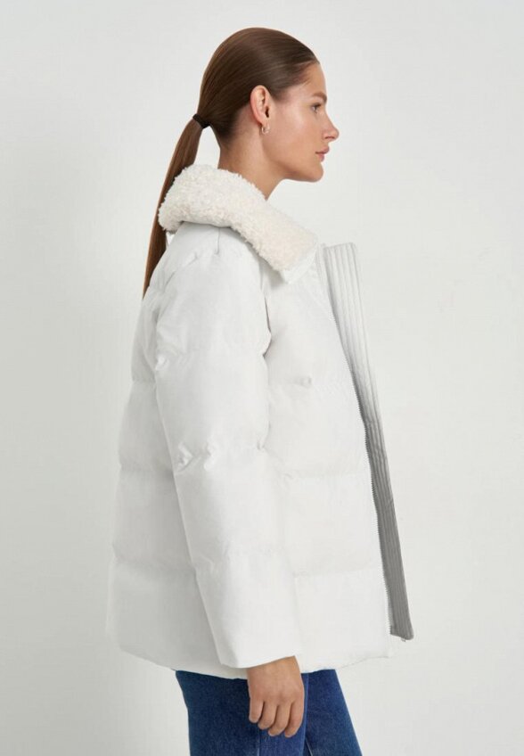 Пуховик Finn Flare