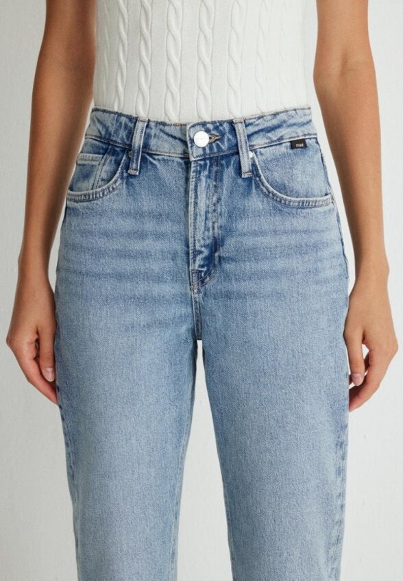 Джинсы Mavi