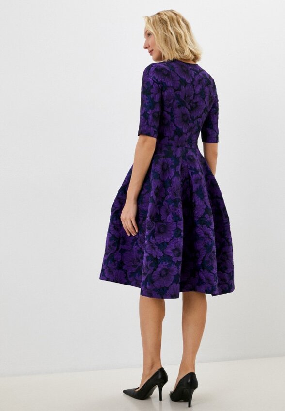 Платье MadaM T