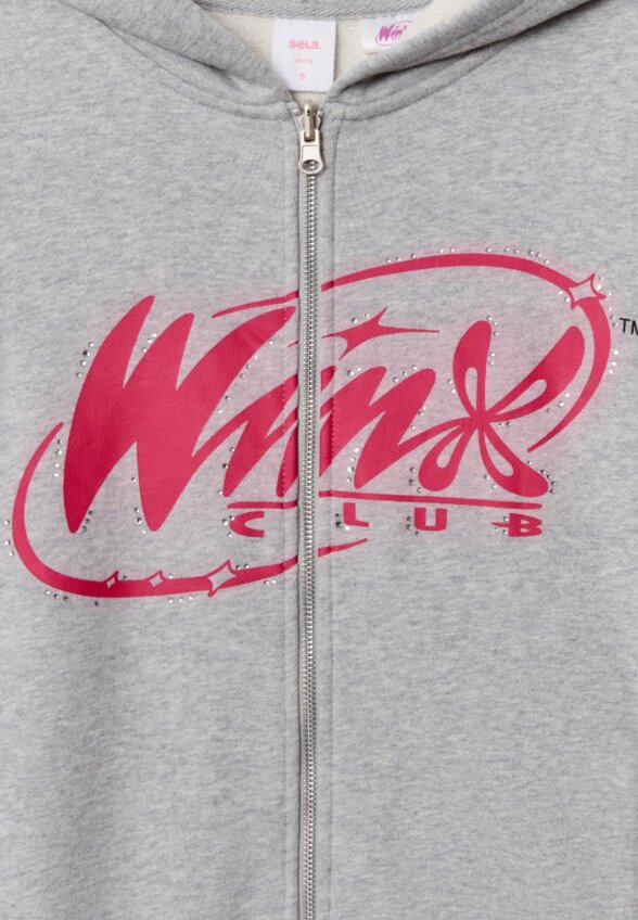 Худи оверсайз из коллекции SELA Young × Winx