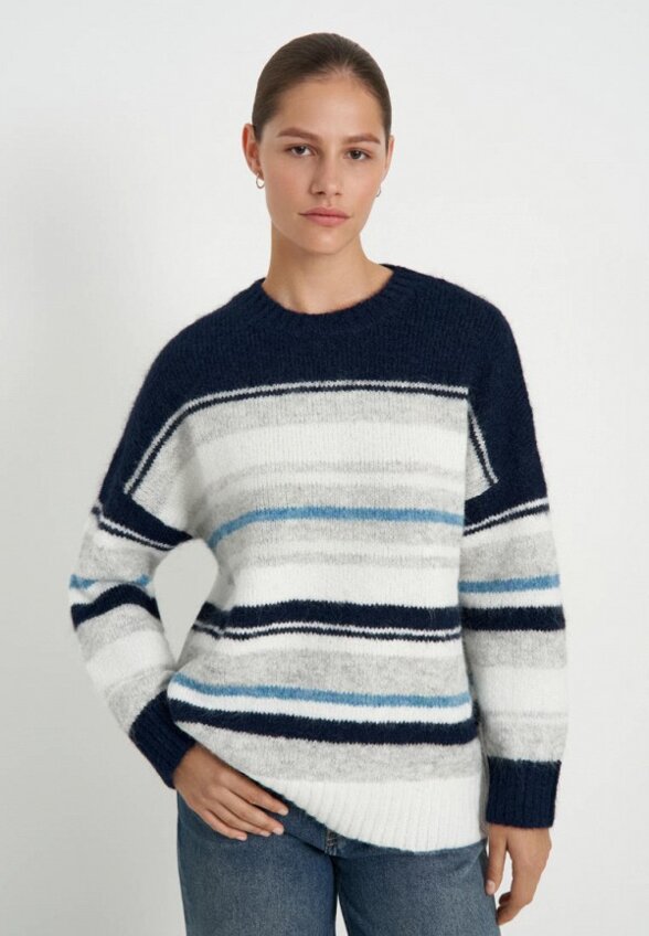 Джемпер Finn Flare