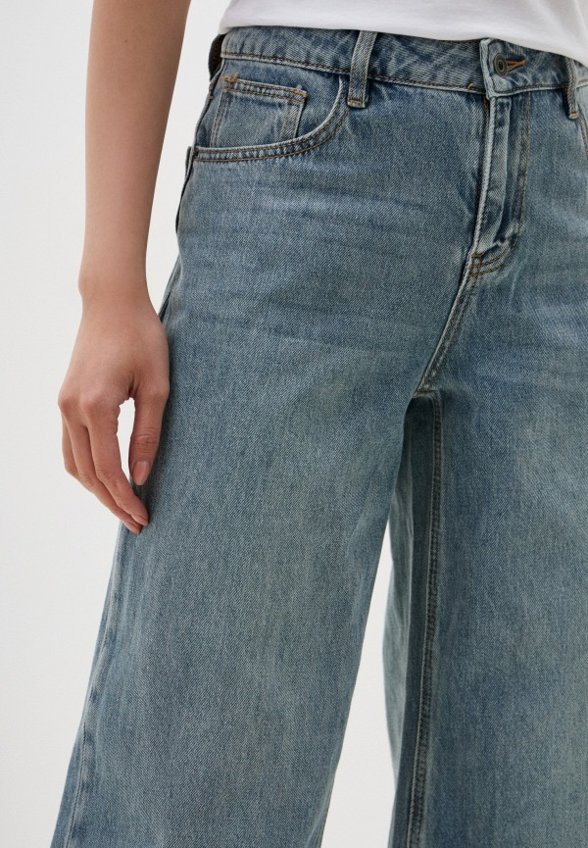 Джинсы Mossmore