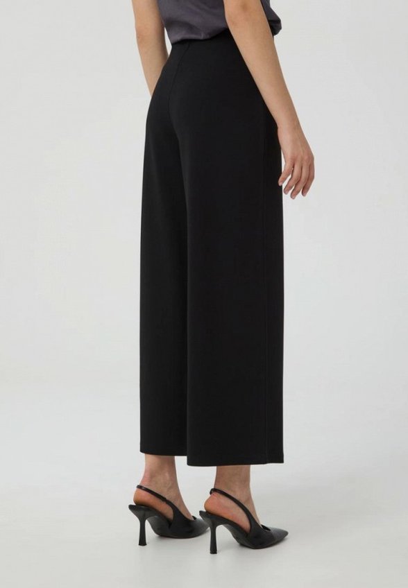 Брюки Terranova